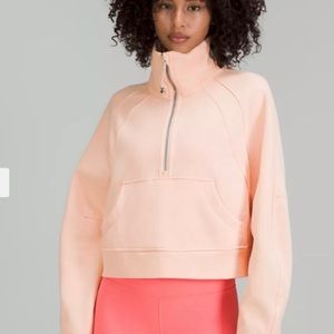 NWT Lululemon Scuba Funnel Neck